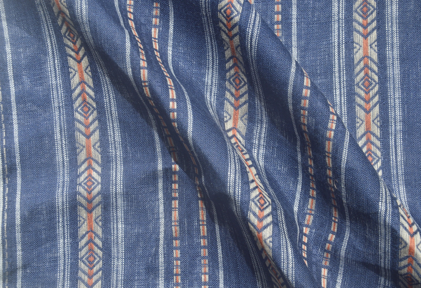 100% linen yarn-dyed 4 striped fabric